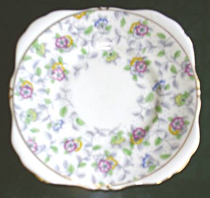 Cretonne Square Handled Cake Plate
