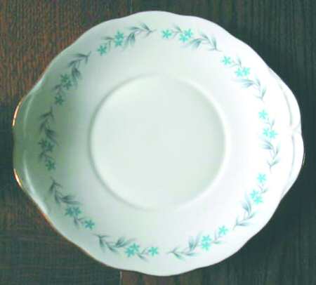 8333 Handled Cake Plate