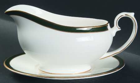 Warwick Green Gravy Boat & Underplate