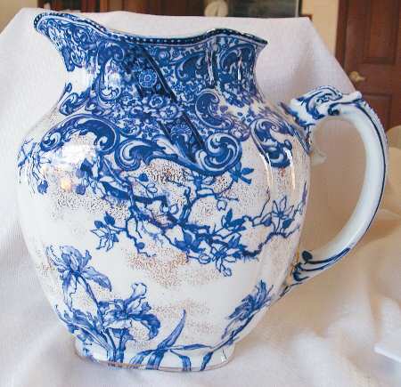 Warwick by Royal Doulton