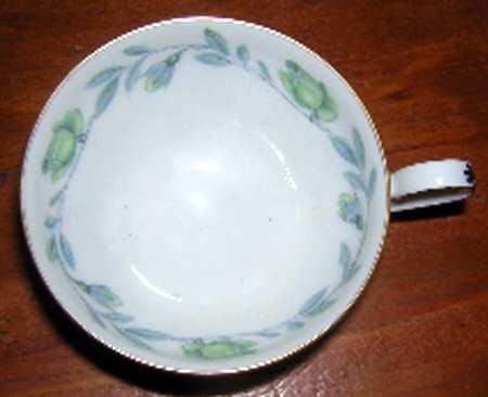 ROT239 Footed Cup