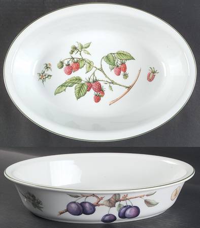 Cotswold Fruit 12'' Oval Baker