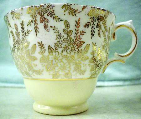 7391 Footed Cup