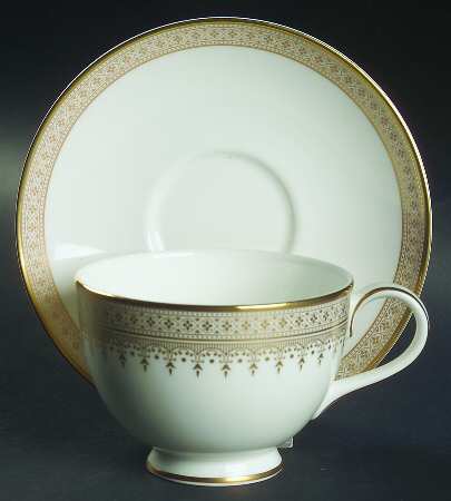 Piper Gold Footed Cup & Saucer Set