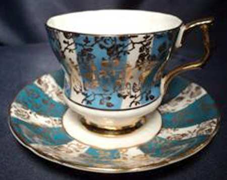 RWN6 Footed Cup & Saucer Set