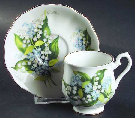 ROA185 Footed Demitasse Cup & Saucer Set