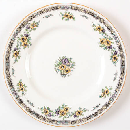 H2141 by Royal Doulton