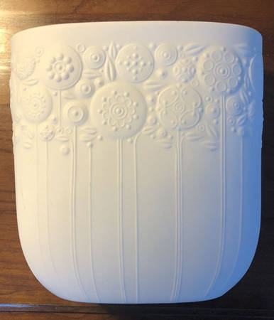 R1641 5" Vase