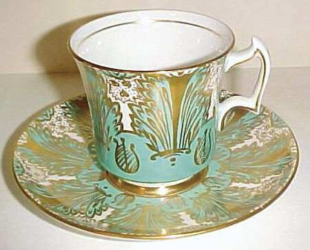 557A Footed Cup & Saucer Set