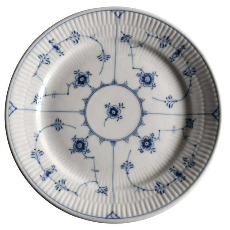 Blue Fluted Plain (Restaurantware) Dinner Plate