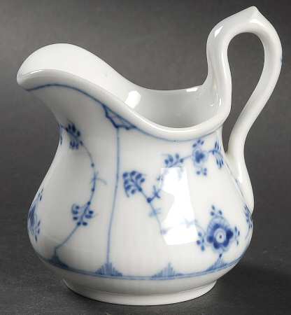 Blue Fluted Plain (Restaurantware) Creamer