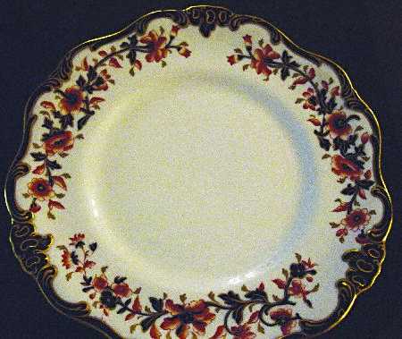 HB2843 by Royal Doulton