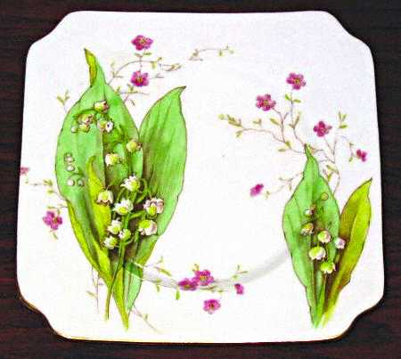 H4134 by Royal Doulton
