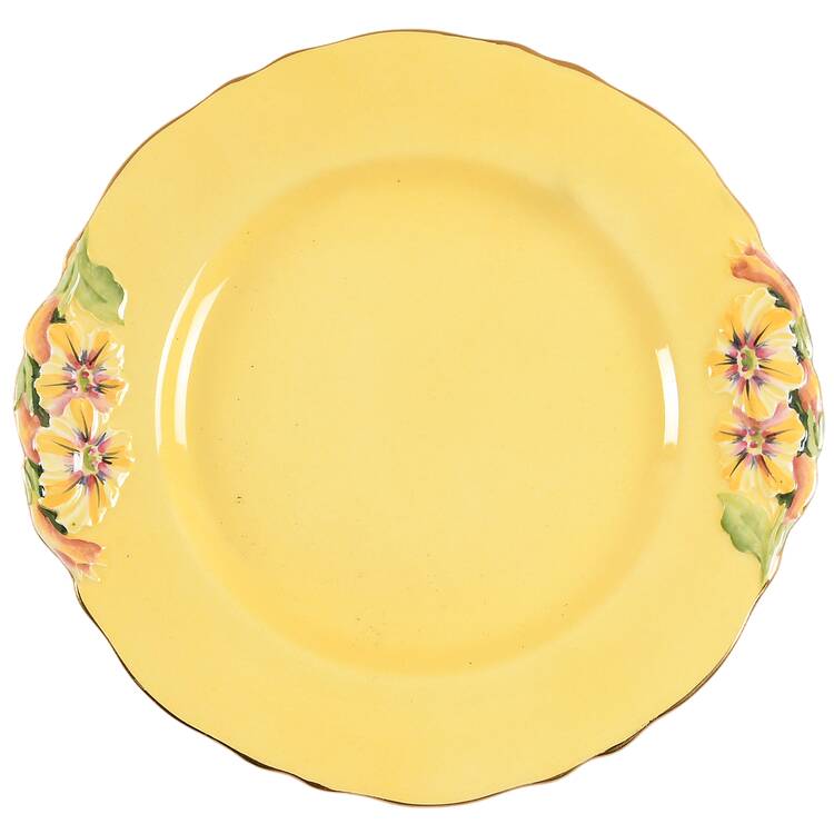 Petunia (Yellow) Luncheon Plate by Royal Winton