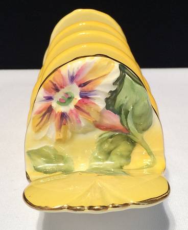 Petunia (Yellow) 4 Slice Toast Server