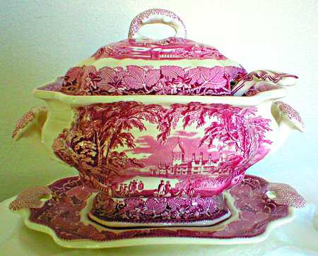 REH36 Tureen & Lid w/Ladle & Underplate