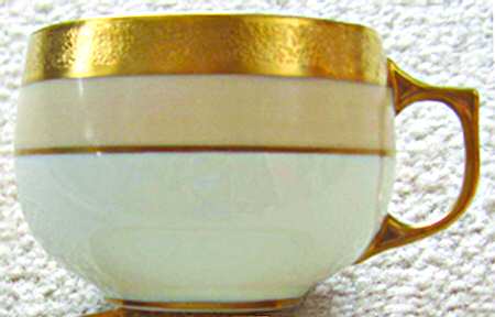 R1683 Flat Cup