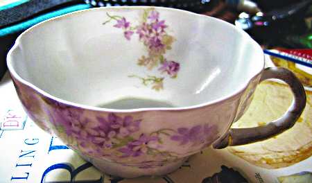 R1686 Flat Cup