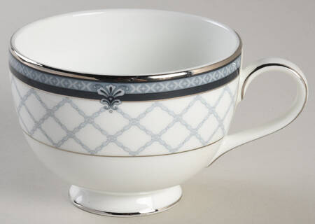 Countess Footed Cup