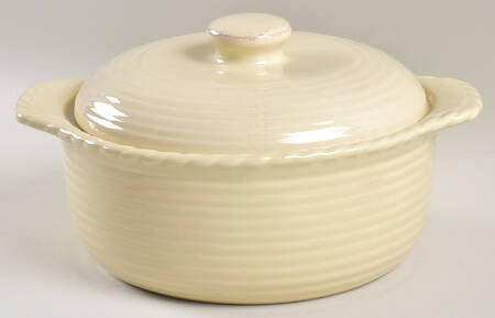 Bellini Cream 1.5 Qt Round Covered Casserole