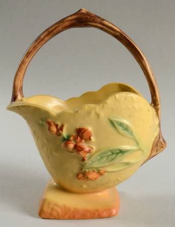Bittersweet Terra Cotta 6" Handled Basket