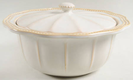 Hobnail Cream Round Covered Vegetable