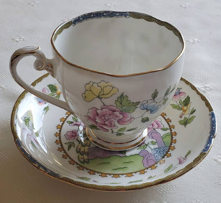 RGR89 Footed Cup & Saucer Set