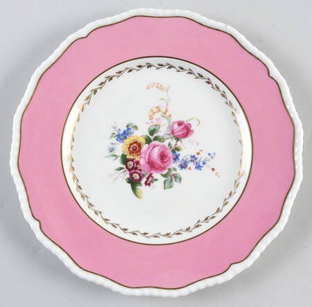 V2199 by Royal Doulton