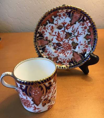 2224 by Royal Crown Derby