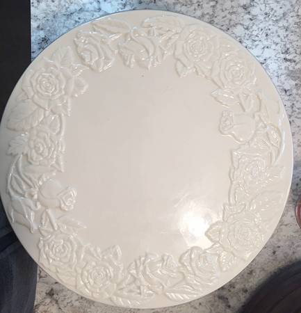 Rli3 (Gold Trim) Pedestal Cake Stand