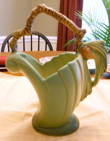 Pinecone Modern Green (400 Series) 6" Handled Basket