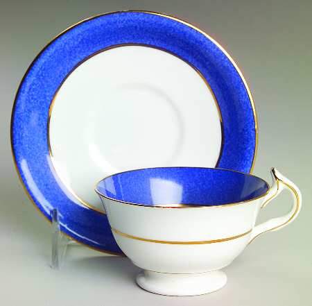 4322 Footed Cup & Saucer Set