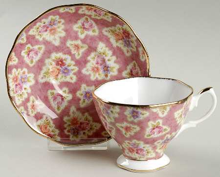 Vintage Floral Collection Footed Cup & Saucer Set