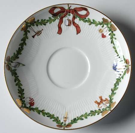 Star Fluted Saucer for Flat Cup