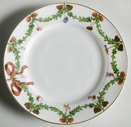 Star Fluted Salad/Dessert Plate
