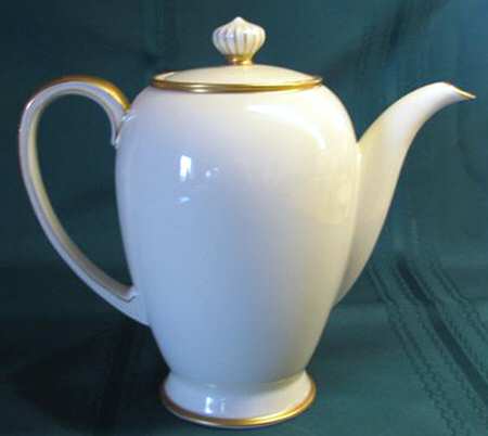 R1714 Coffee Pot & Lid
