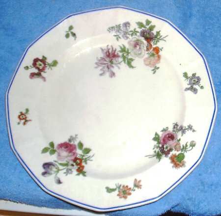RD262 by Royal Doulton