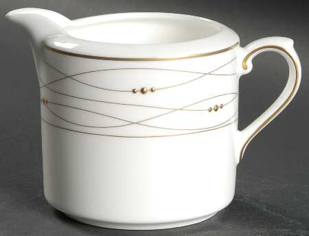 Precious Gold Creamer