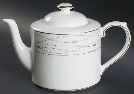 Precious Gold Teapot & Lid
