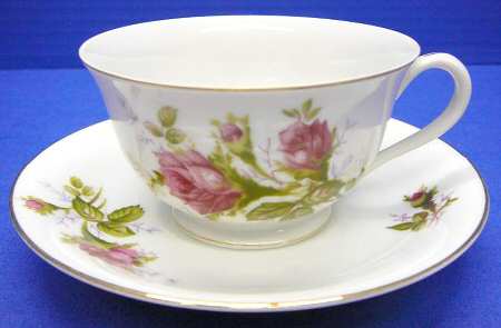 RBT5 Footed Cup & Saucer Set