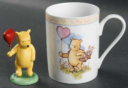 Winnie the Pooh Collection (Disney, Porcelain) (To My Valentine) Mug & Figurine Set