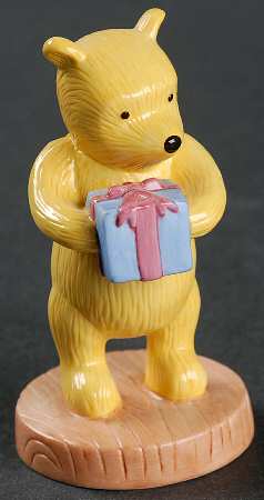 Winnie the Pooh Collection (Disney, Porcelain) Christening Time Figurine