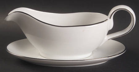 Simply Platinum Gravy Boat & Underplate