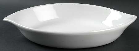 Bay Leaves White 13" Oval Baker