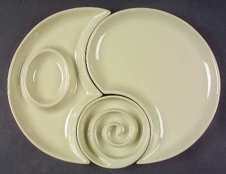 Bay Leaves Light Green 3 Piece Chip/Dip Set with Interlocking Pieces