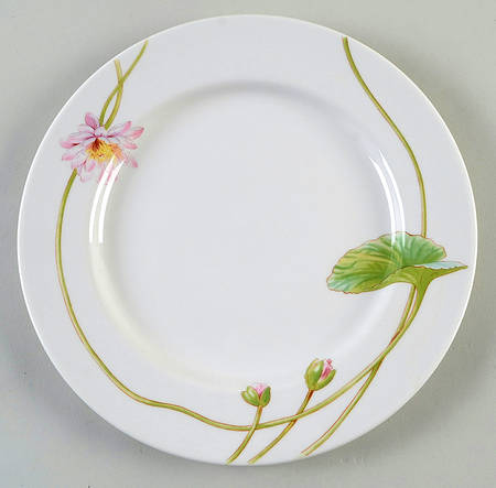 Water Lily Dinner Plate