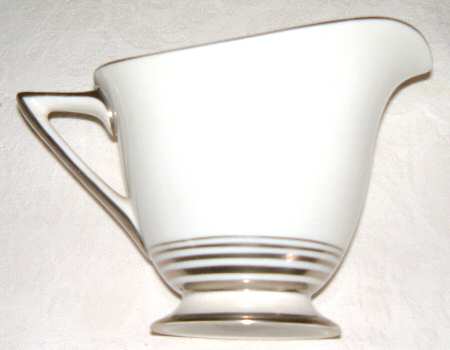 4244 by Royal Doulton
