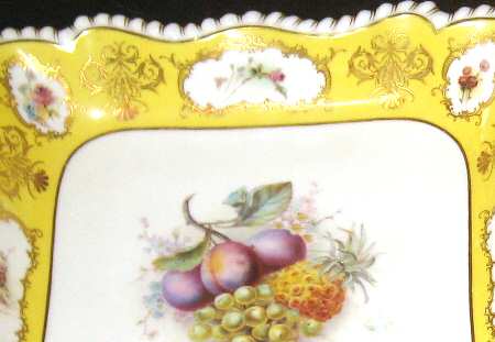 5643 Square Cake Plate
