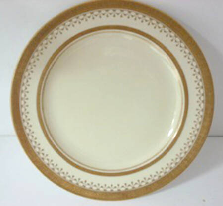 8474 by Royal Crown Derby