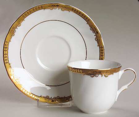Crown Swirl Gold Flat Cup & Saucer Set